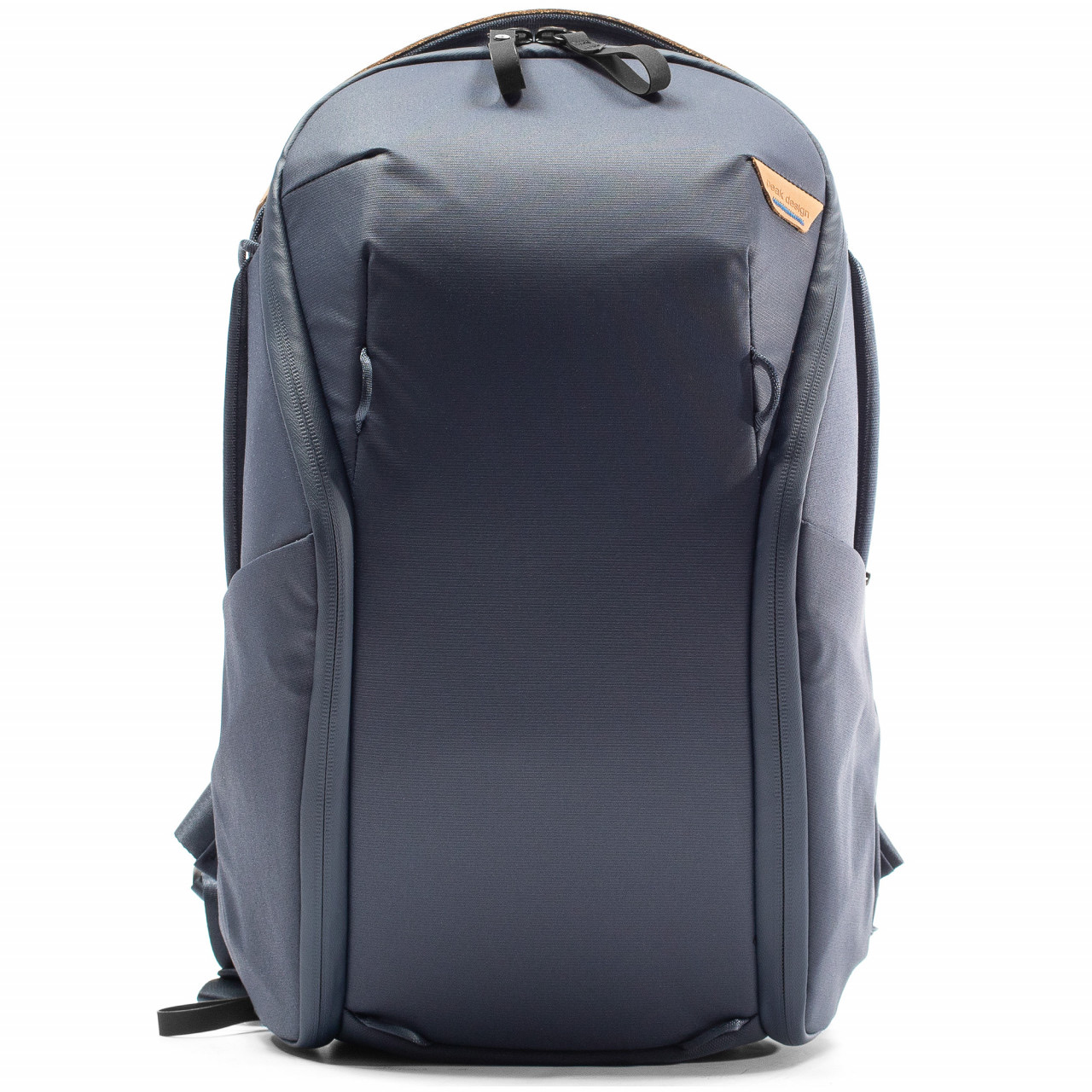 Everyday Backpack 15L Zip V2 in Blau, Frontal